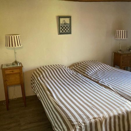 Le Bois Du Four Bed and Breakfast Arfeuilles Eksteriør billede