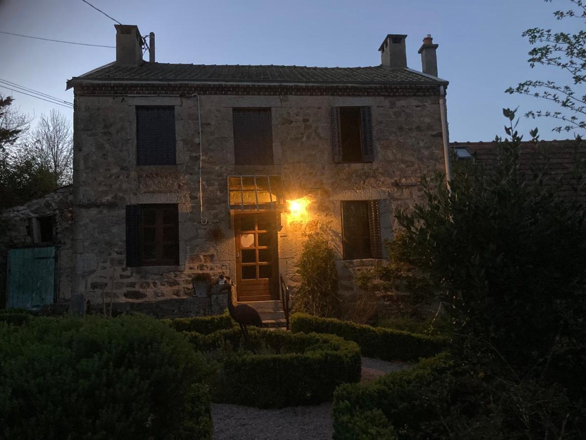 Le Bois Du Four Bed and Breakfast Arfeuilles Eksteriør billede
